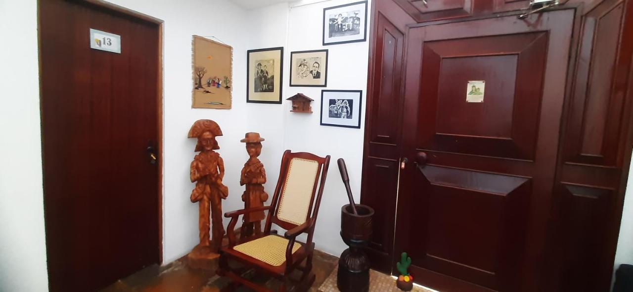Pousada Casa Da Lucinha ฟอร์ตาเลซา ภายนอก รูปภาพ